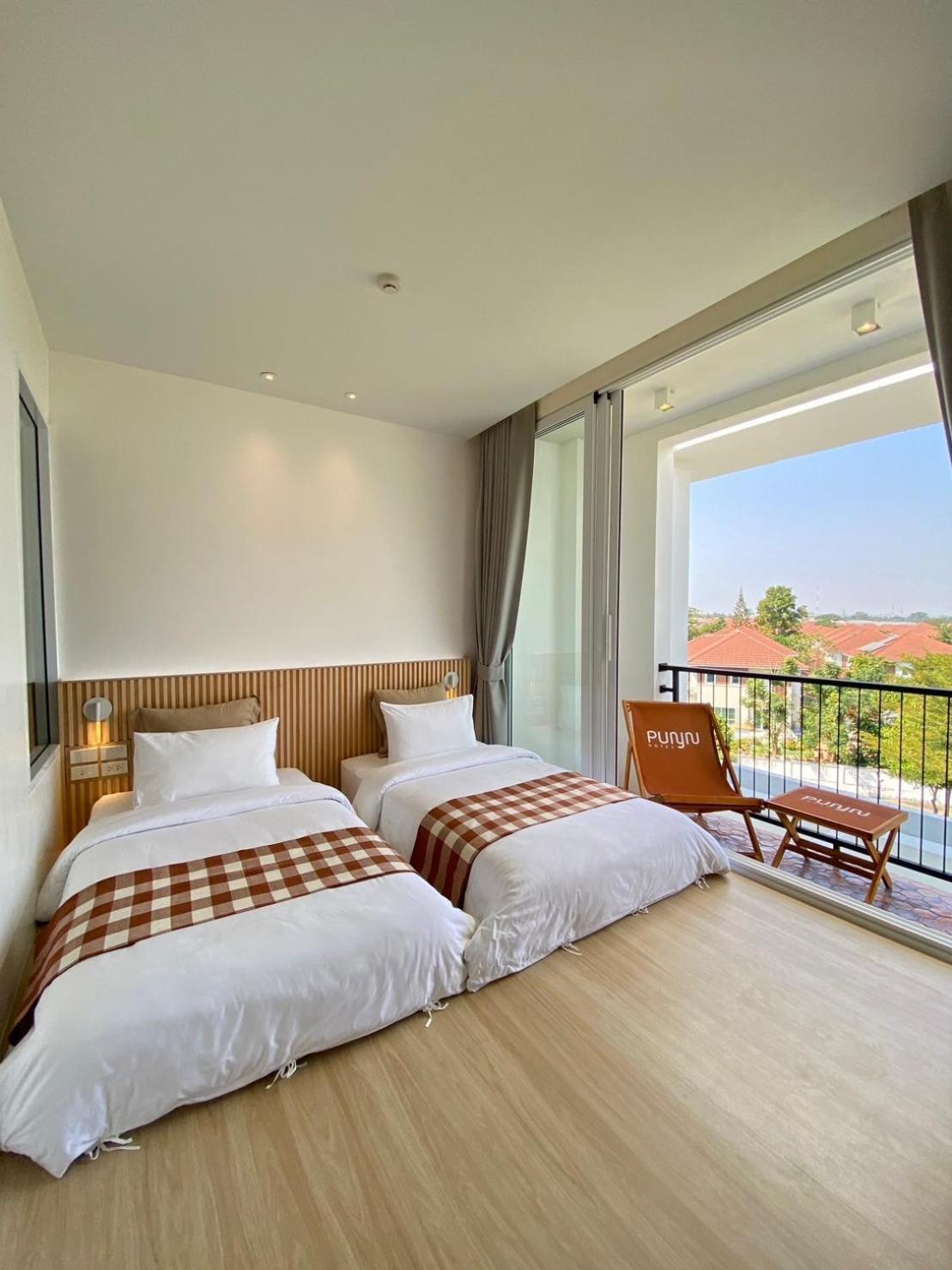 Punn Hotel Korat Nakhonratchasima Exteriör bild