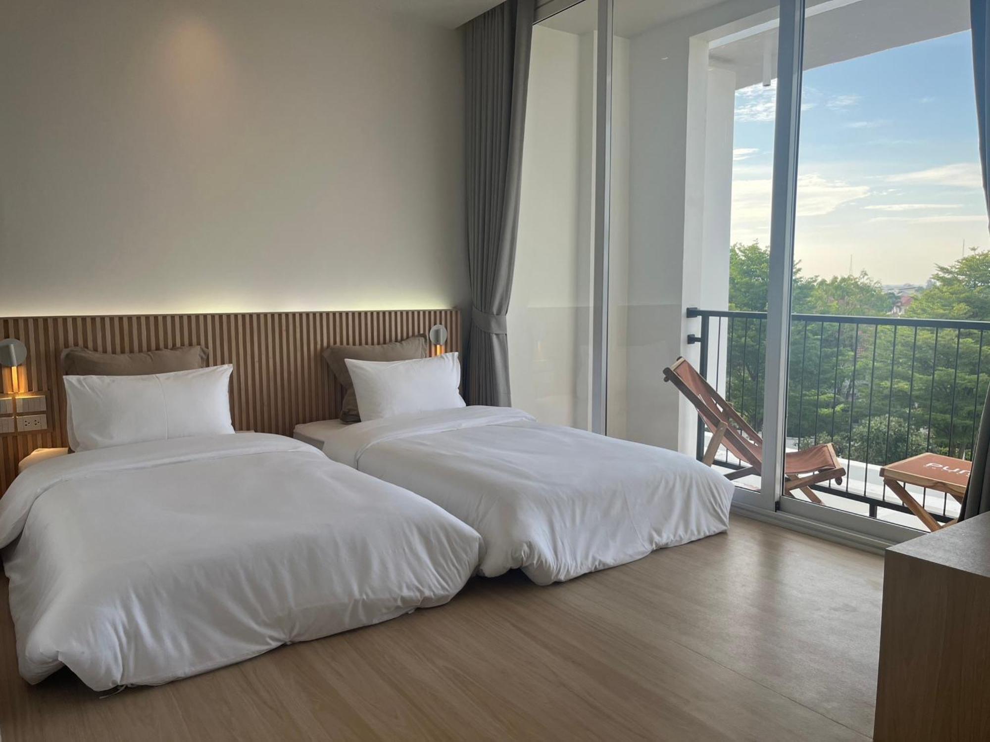 Punn Hotel Korat Nakhonratchasima Exteriör bild